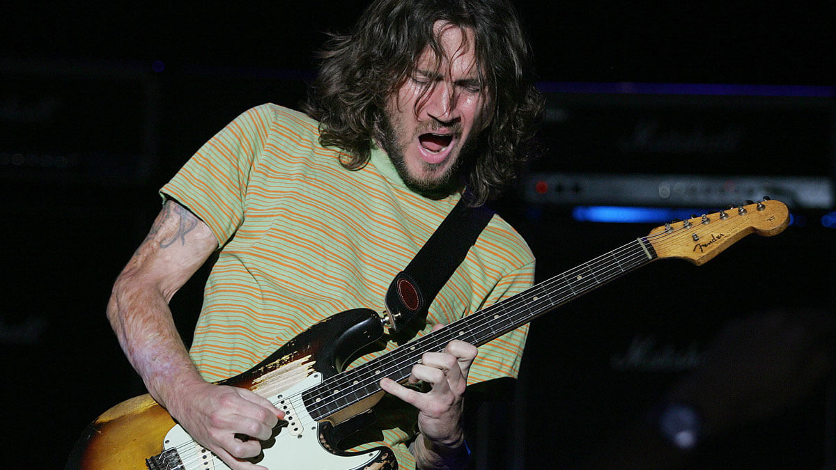 10	 Tahun Pisah, John Frusciante Kembali Gabung Red Hot Chili Peppers
